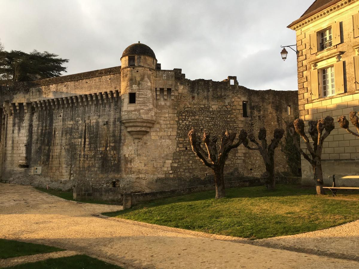 Au Pied Du Chateau Bourdeilles 외부 사진